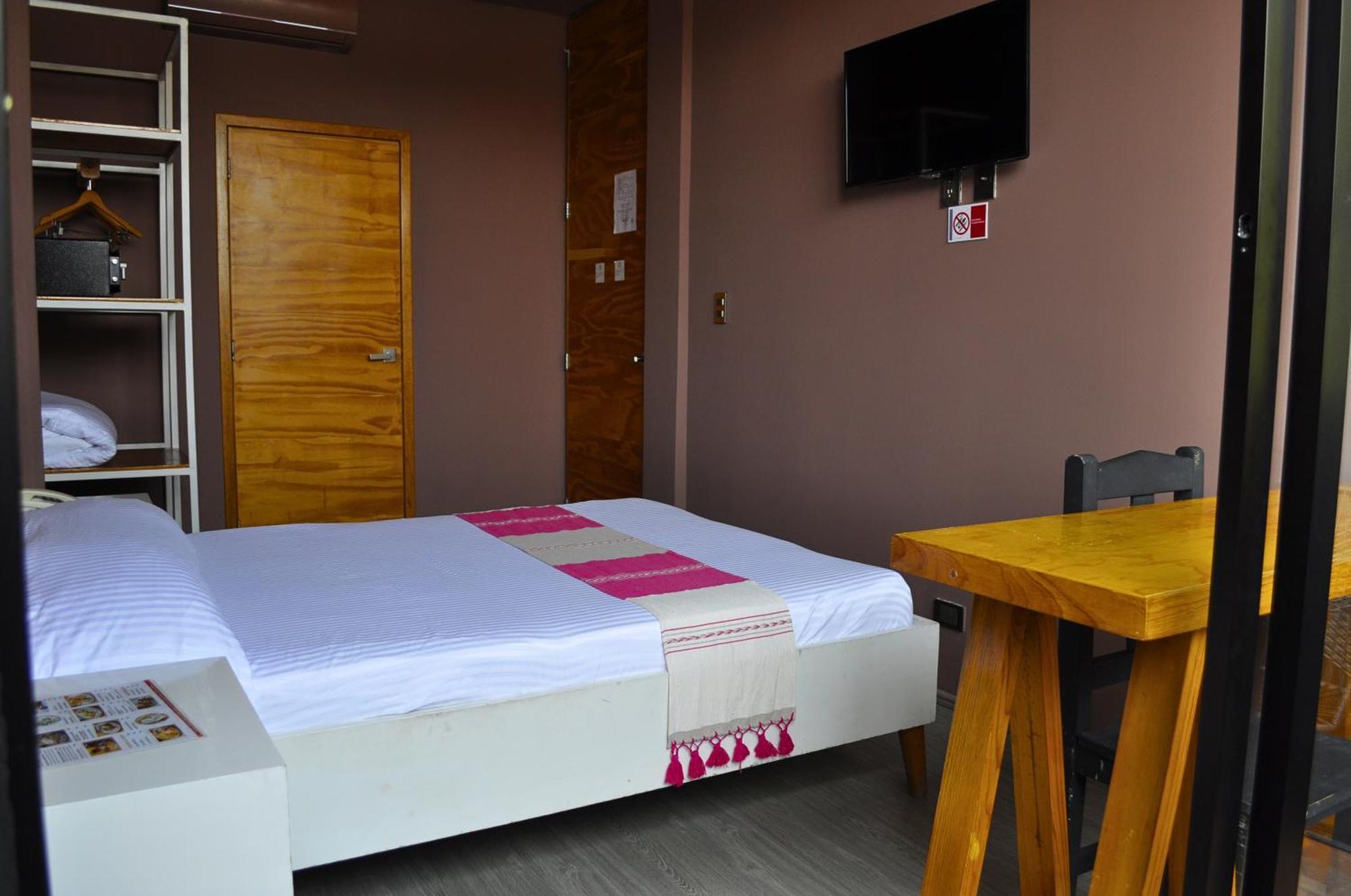Hotel Momotus Tuxtla - Desayuno Incluido ทักซ์ทลา กูทิเอเรซ ภายนอก รูปภาพ